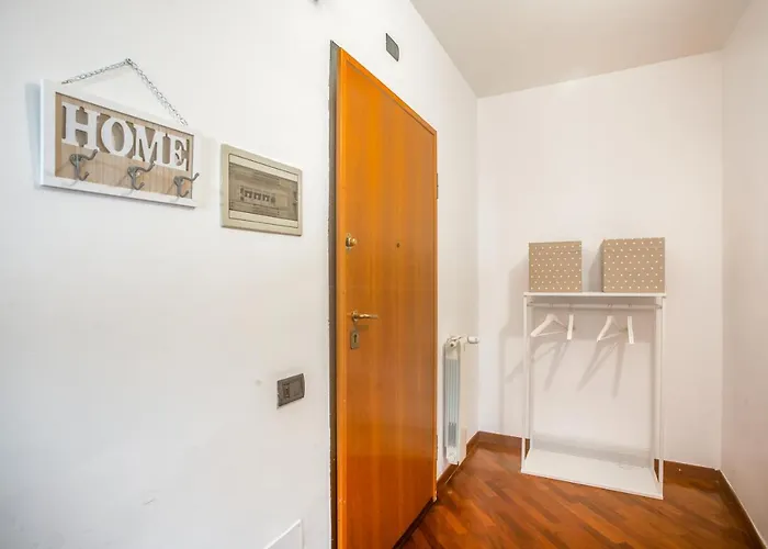 Bari Waterfront Apartment